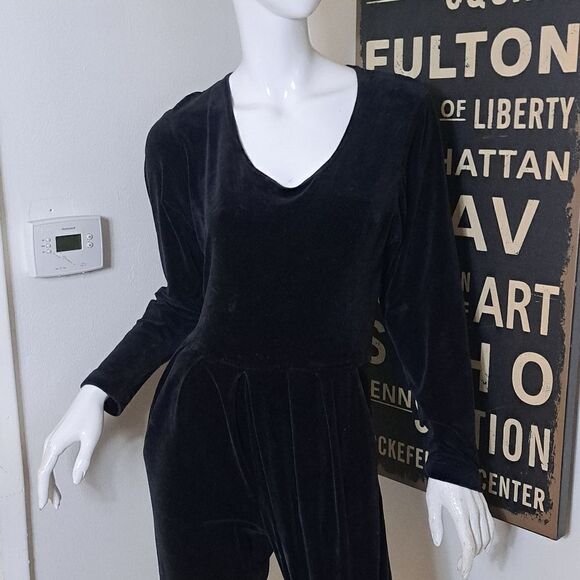 Karen Kane Jumpsuit Women's Small Black Velour Velvet 90's Y2K Stirrups Pockets - Picture 6 of 10